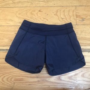 COPY - Lululemon Ivviva running shorts